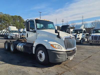 International LT625 Day Cab Truck - 400HP, 10 Speed Automatic