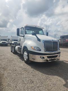 International LT625 Day Cab Truck - 400HP, 10 Speed Automatic