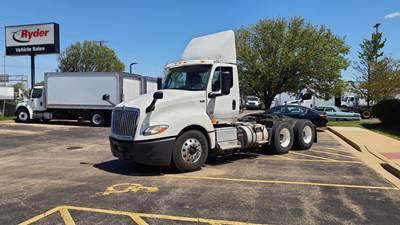International LT625 Day Cab Truck - 450HP, 12 Speed Automatic