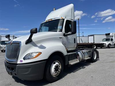 International LT625 Single Axle Day Cab Truck - 400HP, 10 Speed Manual