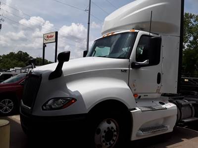 International LT625 Day Cab Truck - 450HP, 12 Speed Automatic