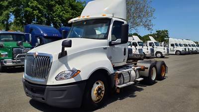 International LT625 Day Cab Truck - 400HP, 10 Speed Automatic