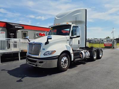 International LT625 Day Cab Truck - 400HP, 10 Speed Automatic