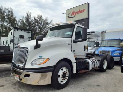 International LT625 Day Cab Truck - 400HP, 10 Speed Automatic