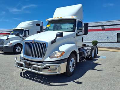 International LT625 Day Cab Truck - 400HP, 10 Speed Automatic