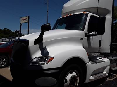 International LT625 Day Cab Truck - 450HP, 12 Speed Automatic