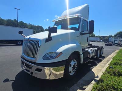 International LT625 Day Cab Truck - 400HP, 10 Speed Automatic