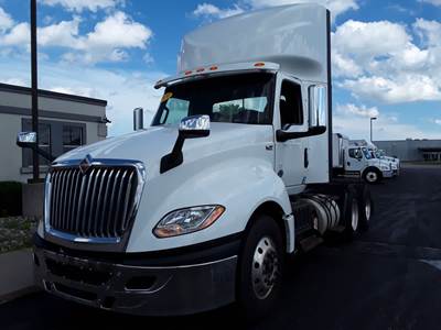 International LT625 Day Cab Truck - 400HP, 10 Speed Automatic