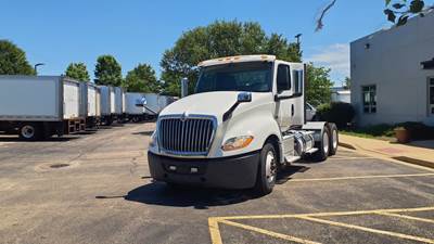 International LT625 Day Cab Truck - 450HP, 10 Speed Automatic