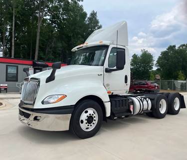 International LT625 Day Cab Truck - 400HP, 10 Speed Automatic