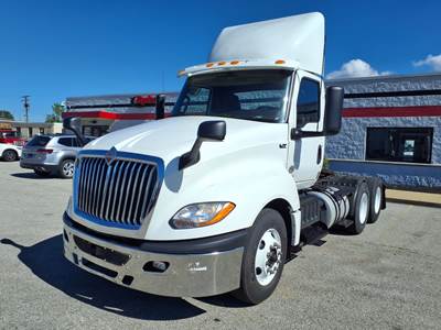 International LT625 Day Cab Truck - 400HP, 10 Speed Automatic