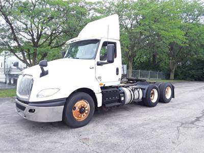 International LT625 Day Cab Truck - 400HP, 10 Speed Automatic