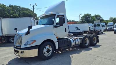 International LT625 Day Cab Truck - 400HP, 10 Speed Automatic