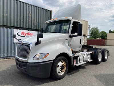International LT625 Day Cab Truck - 400HP, 10 Speed Automatic