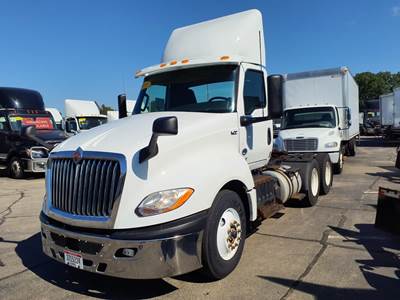 International LT625 Day Cab Truck - 400HP, 10 Speed Automatic