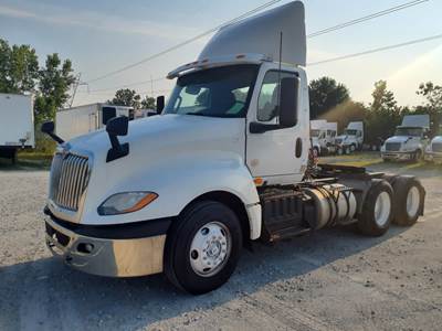 International LT625 Day Cab Truck - 430HP, 10 Speed Automatic