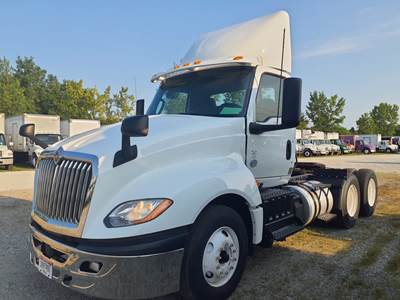 International LT625 Day Cab Truck - 430HP, 10 Speed Automatic