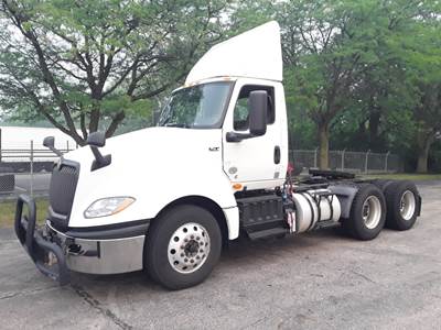 International LT625 Day Cab Truck - 400HP, 10 Speed Automatic