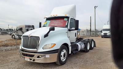 International LT625 Day Cab Truck - 400HP, 10 Speed Automatic