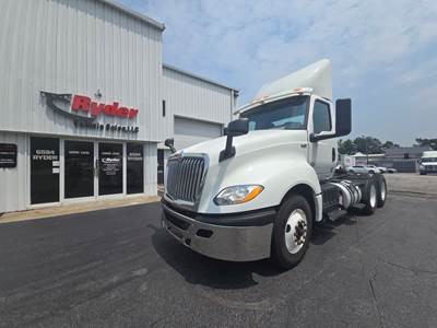 International LT625 Day Cab Truck - 450HP, 10 Speed Automatic