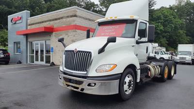 International LT625 Day Cab Truck - 400HP, 10 Speed Automatic