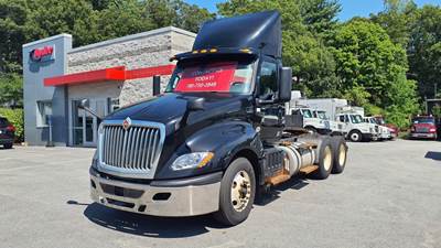 International LT625 Day Cab Truck - 400HP, 10 Speed Automatic