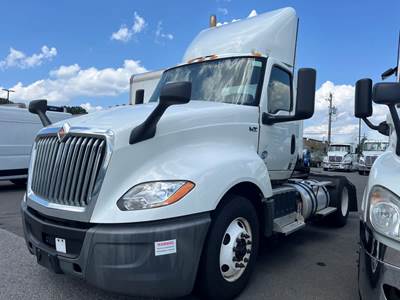 International LT625 Single Axle Day Cab Truck - 400HP, 10 Speed Manual