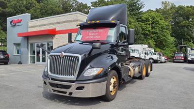 International LT625 Day Cab Truck - 400HP, 10 Speed Automatic