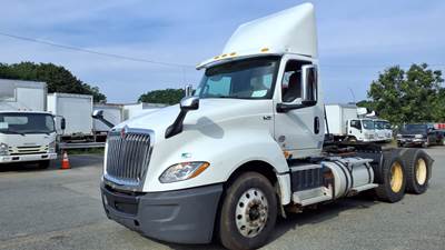 International LT625 Day Cab Truck - 500HP, 13 Speed Automatic