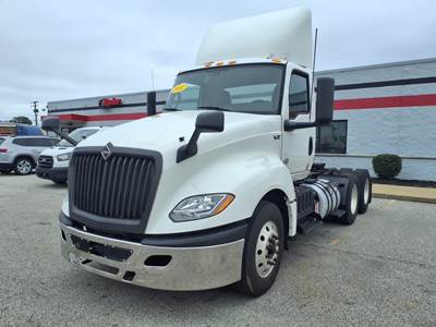 International LT625 Day Cab Truck - 400HP, 10 Speed Automatic
