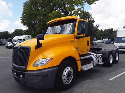 International LT625 Day Cab Truck - 400HP, 10 Speed Automatic