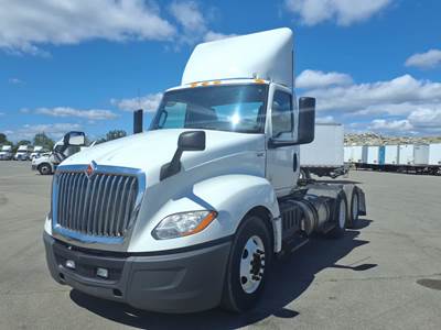 International LT625 Day Cab Truck - 450HP, 10 Speed Manual