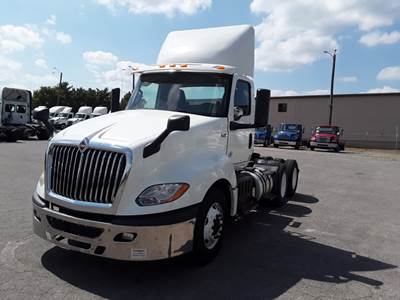 International LT625 Day Cab Truck - 400HP, 10 Speed Automatic
