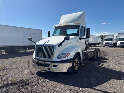International LT625 Day Cab Truck - 400HP, 10 Speed Automatic