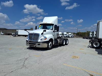 International LT625 Day Cab Truck - 400HP, 10 Speed Automatic