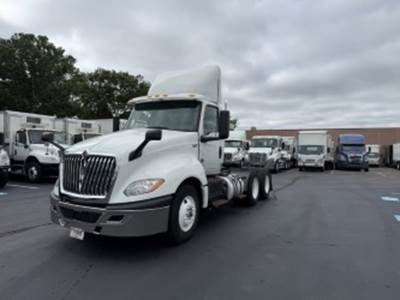 International LT625 Day Cab Truck - 400HP, 10 Speed Automatic