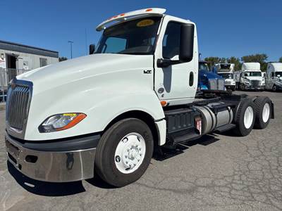 International LT625 Day Cab Truck - 400HP, 10 Speed Manual
