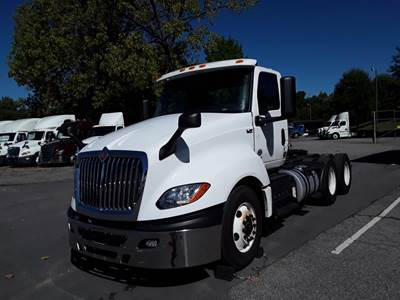 International LT625 Day Cab Truck - 450HP, 12 Speed Automatic