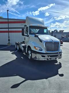International LT625 Day Cab Truck - 450HP, 10 Speed Automatic