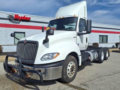International LT625 Day Cab Truck - 400HP, 10 Speed Automatic