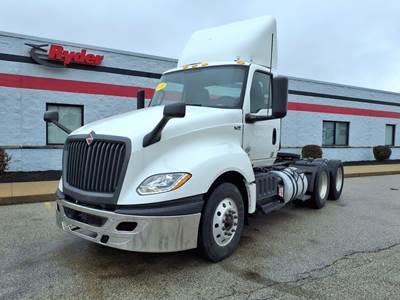 International LT625 Day Cab Truck - 400HP, 10 Speed Automatic
