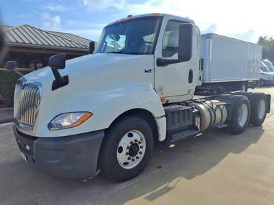 International LT625 Day Cab Truck - 400HP, 10 Speed Automatic