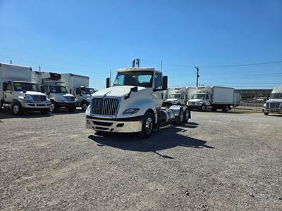 International LT625 Day Cab Truck - 450HP, 10 Speed Manual