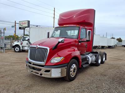 International LT625 Day Cab Truck - 450HP, 10 Speed Manual