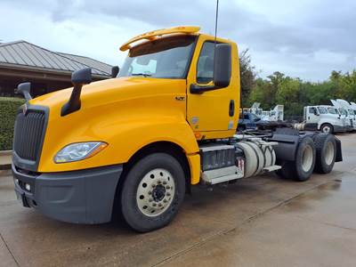 International LT625 Day Cab Truck - 400HP, 10 Speed Automatic