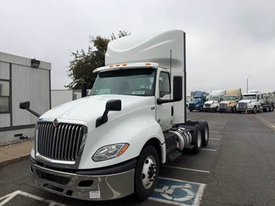 International LT625 Day Cab Truck - 450HP, 12 Speed Automatic
