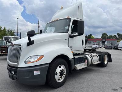 International LT625 DAYCAB S/A Single Axle Day Cab Truck - 400HP, 10 Speed Manual