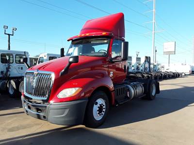 International LT625 DAYCAB S/A Single Axle Day Cab Truck - 430HP, 10 Speed Automatic