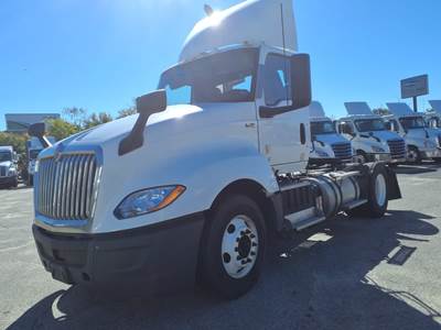 International LT625 DAYCAB S/A Single Axle Day Cab Truck - 400HP, 10 Speed Manual