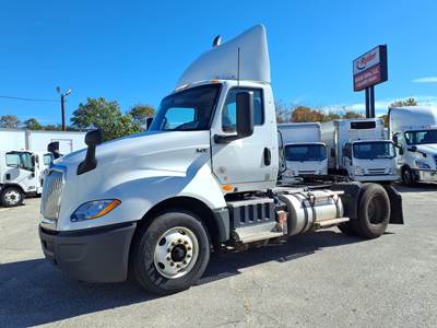 International LT625 DAYCAB S/A Single Axle Day Cab Truck - 400HP, 10 Speed Manual